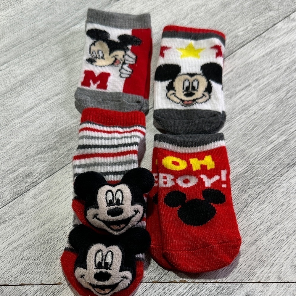 👦🏼 5/$35 - Disney Mickey Mouse Baby Socks - Red, White, and Gray 6-18M